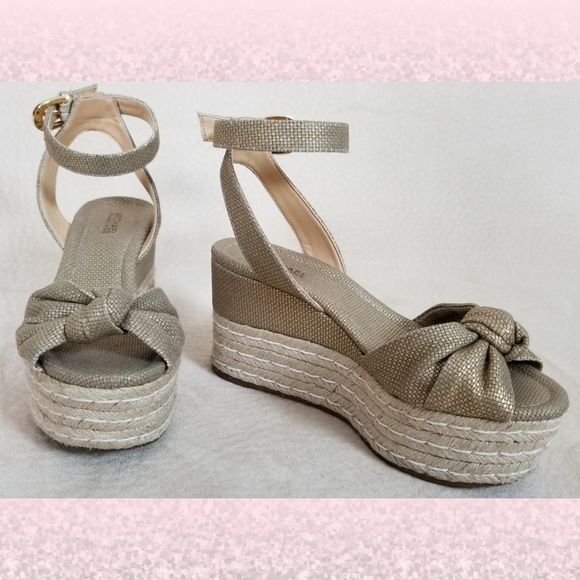 Michael Kors Shoes - Michael Kors bow wedges